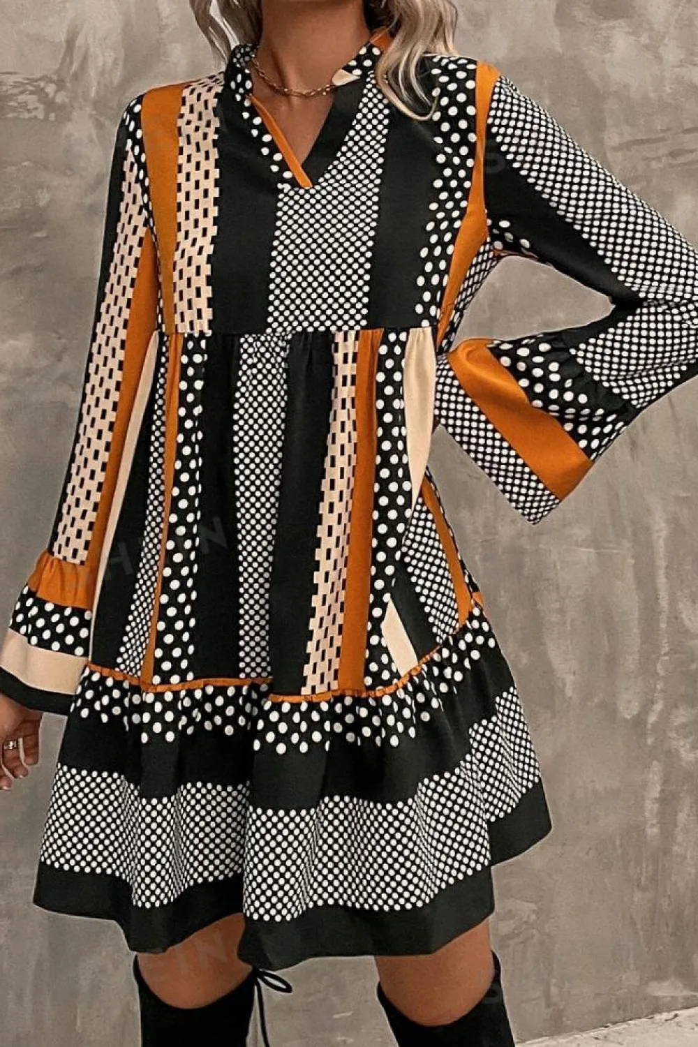 Hot Dear-Lover Striped Polka Dot Print Ruffled Hem V Neck Mini Dress Black