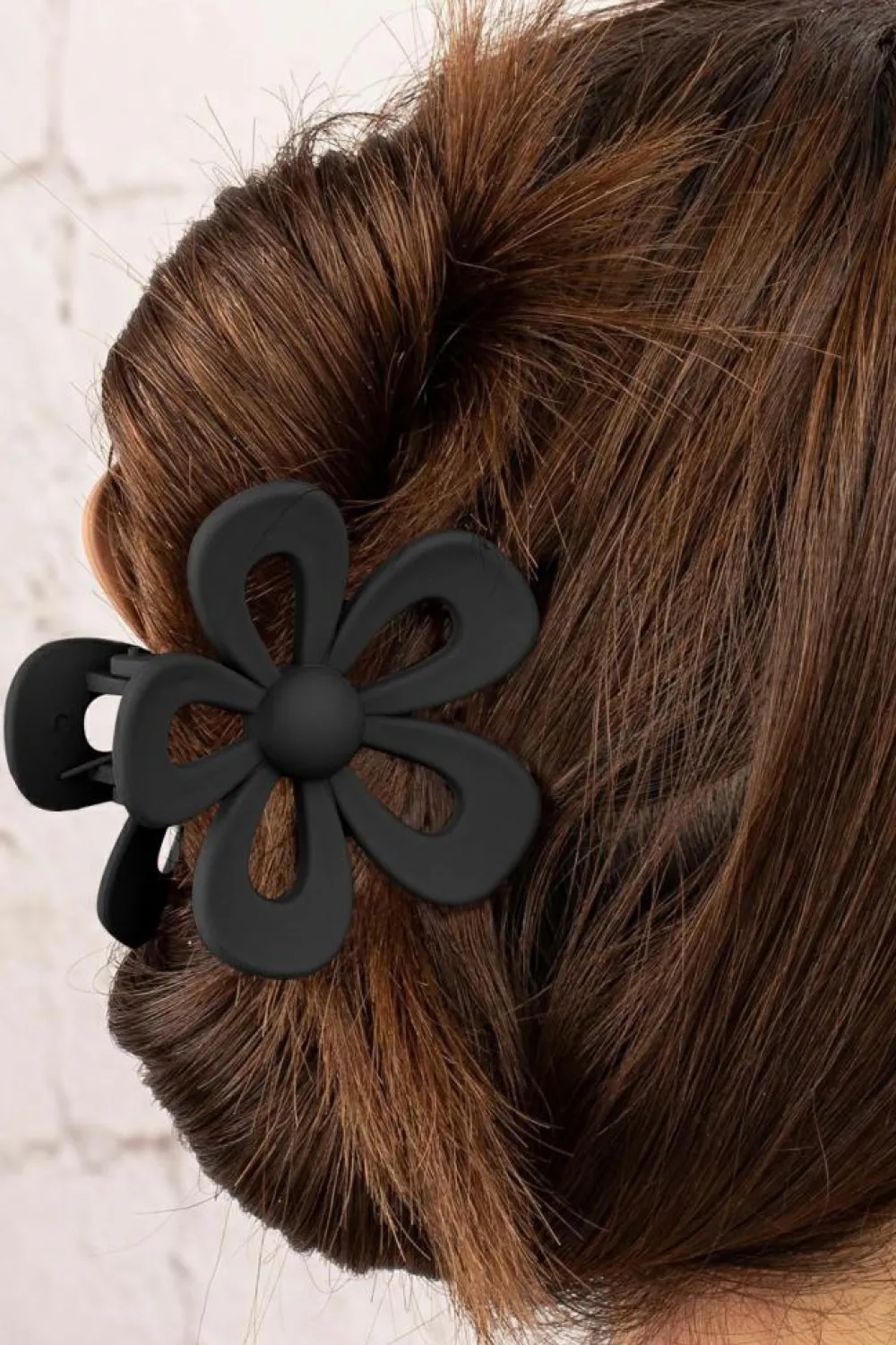 Clearance Dear-Lover Sweet Hollowed Flower Shape Claw Clip Black
