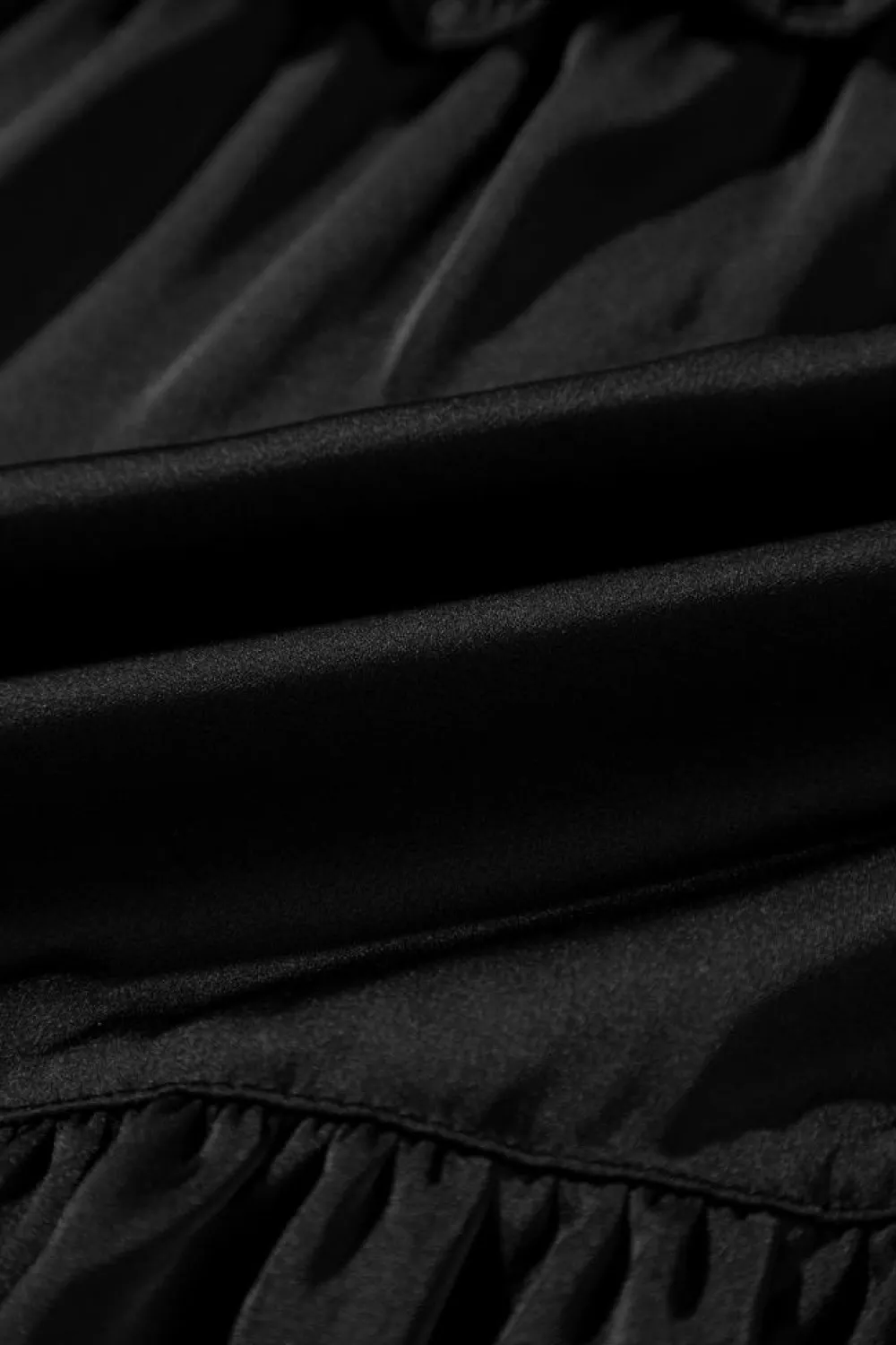 Hot Dear-Lover Tiered Ruffled Puff Sleeve Loose Fit Mini Dress Black