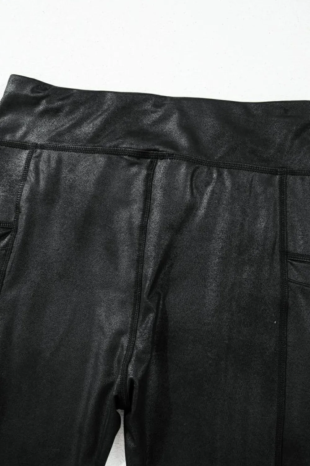 Hot Dear-Lover V Crossover High Waist Pocketed Leggings Black