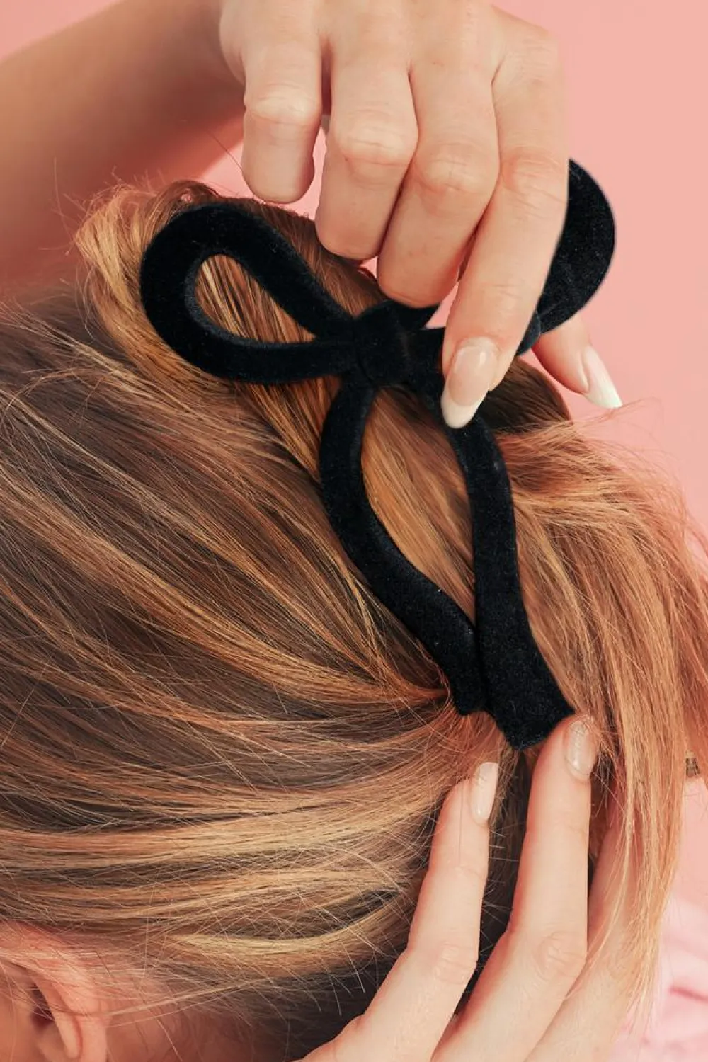 New Dear-Lover Velvet-Flocked Bow Shape Claw Clip Black