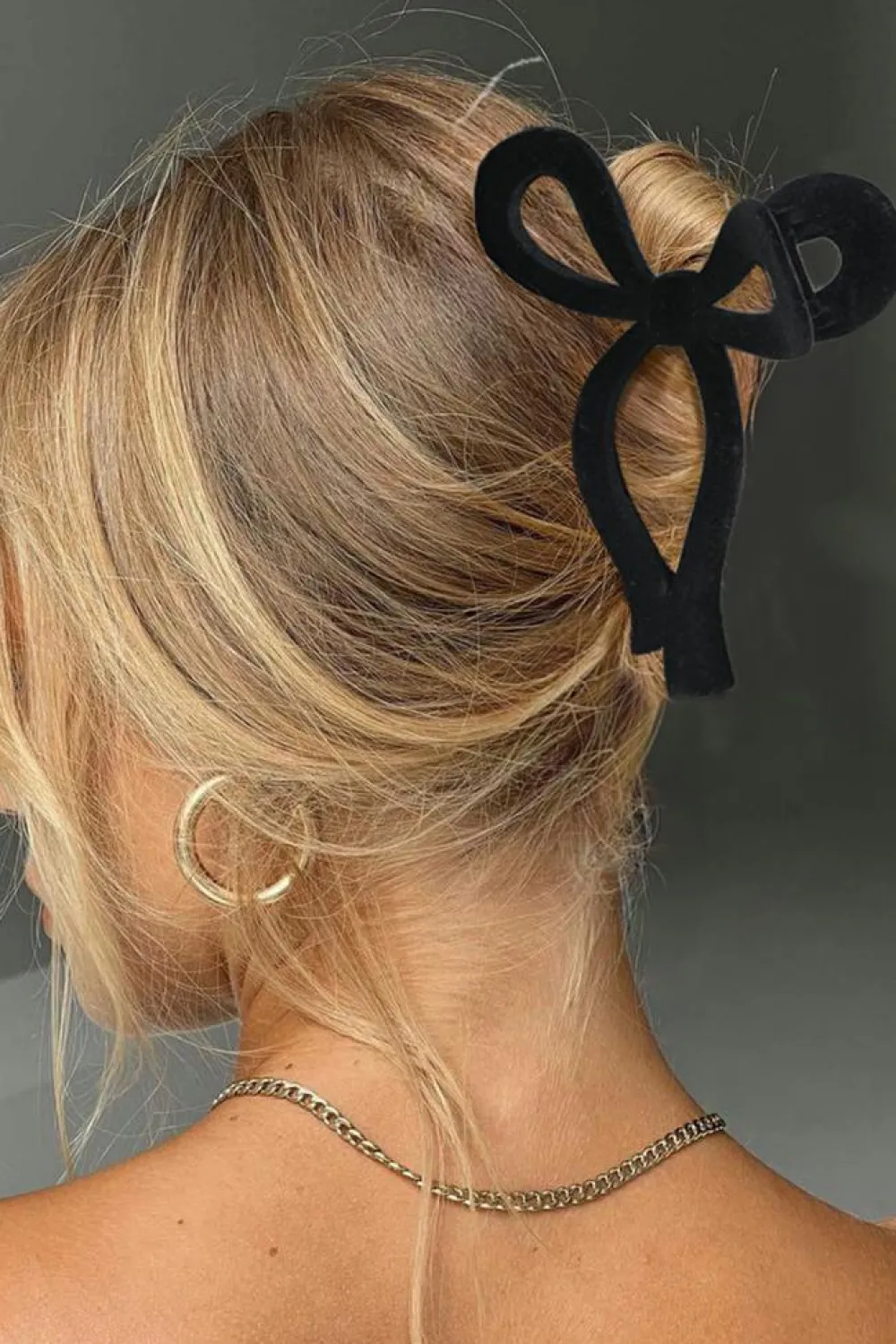 New Dear-Lover Velvet-Flocked Bow Shape Claw Clip Black