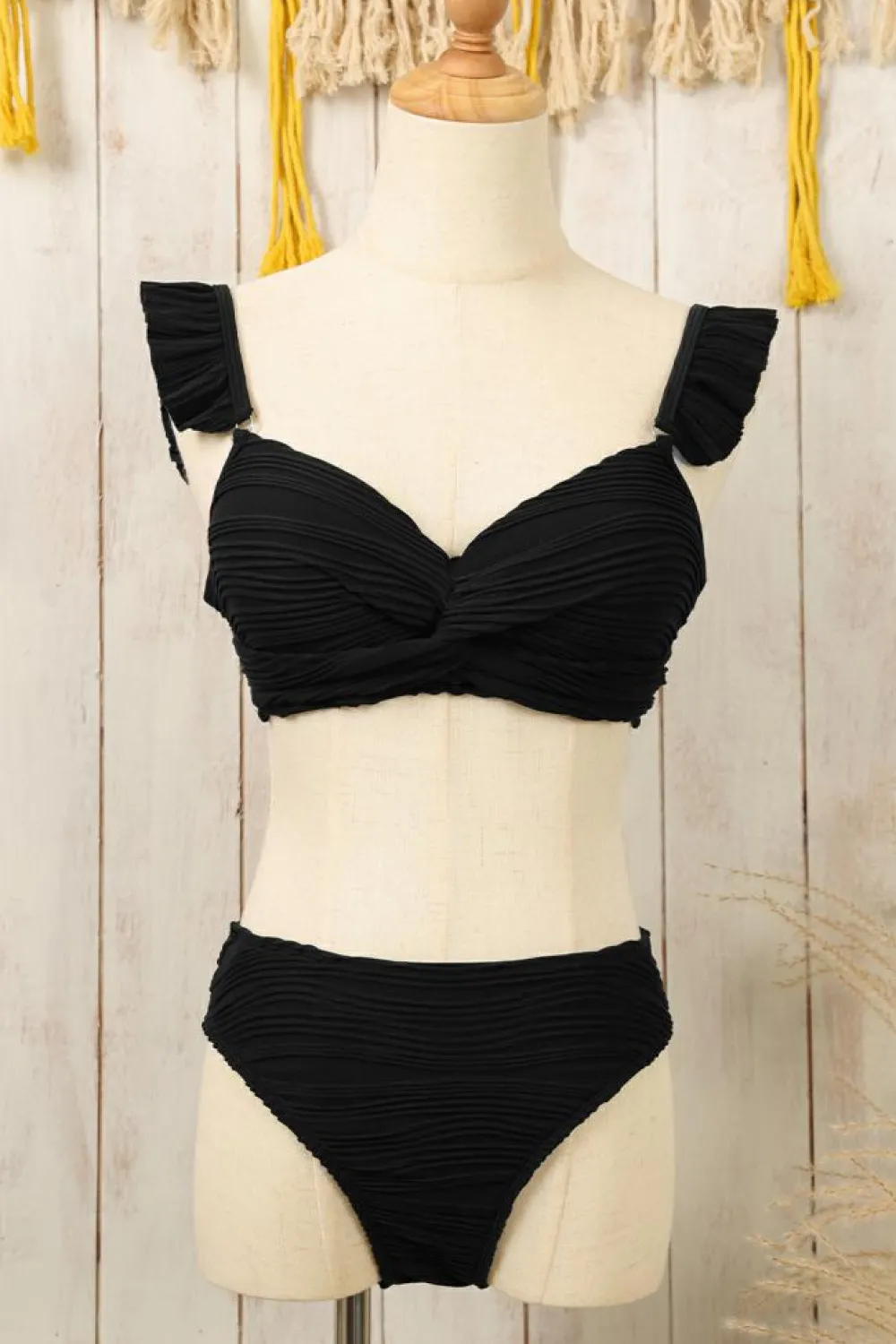 Fashion Dear-Lover Wavy Textured Ruffled Straps Twist Bikini Swimsuit Black