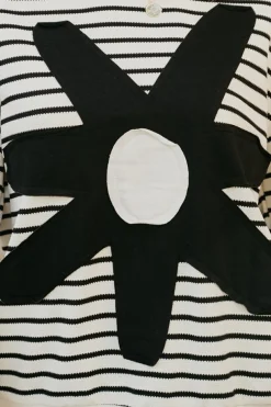 Fashion Dear-Lover Striped Big Flower Patched 3/4 Sleeve Top Black white