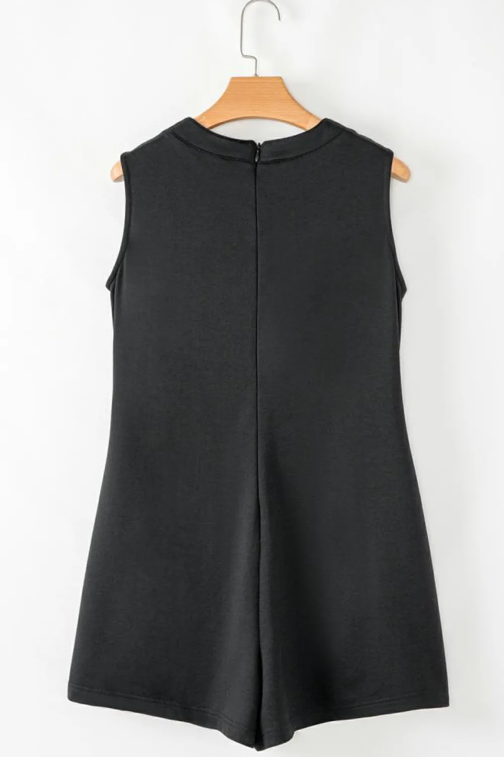 Best Dear-Lover Tie V Neck Pintuck Sleeveless Loose Romper Black white