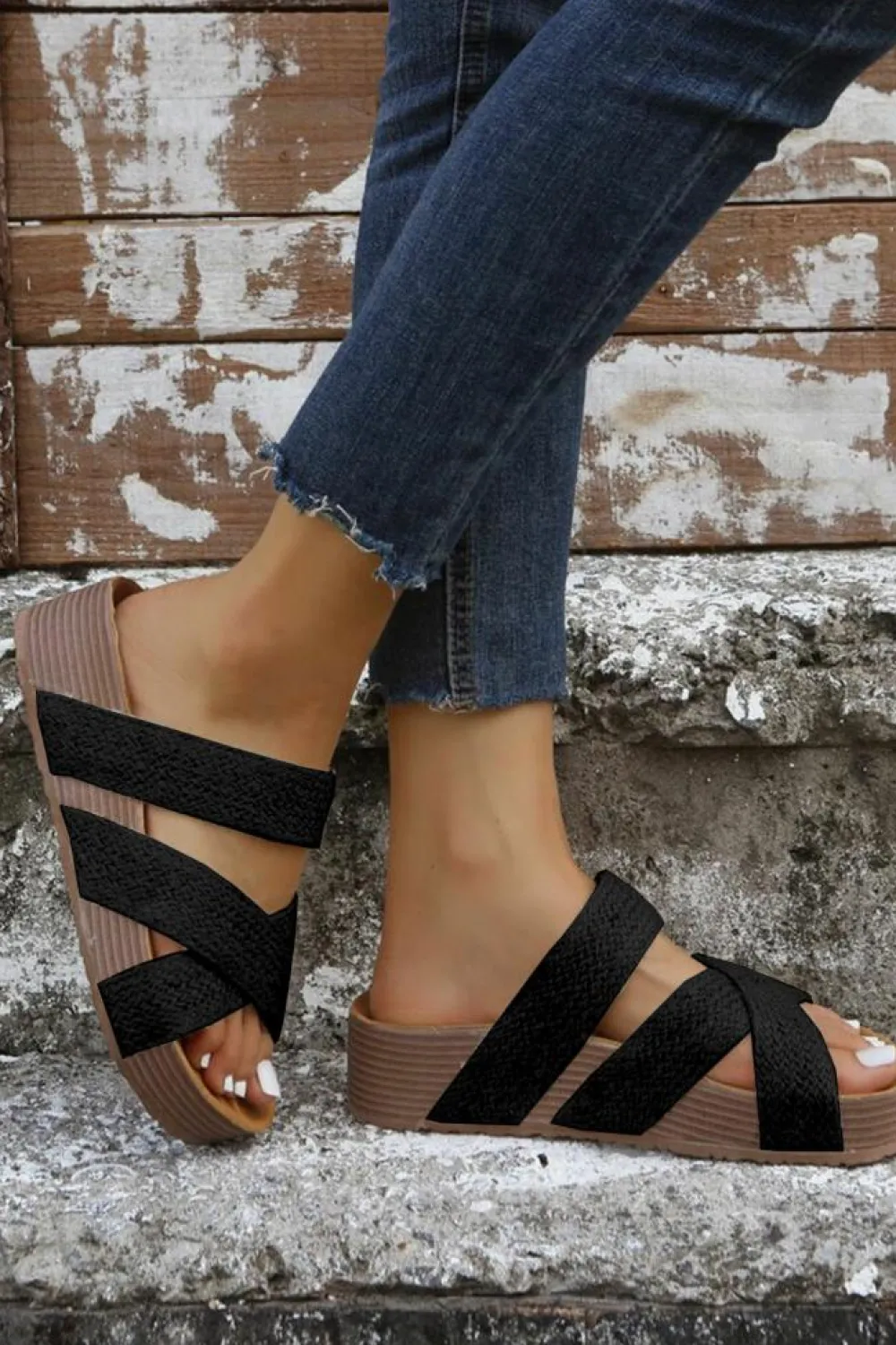 Sale Dear-Lover Woven Cross Criss Hollowed Slip-On Slippers Black