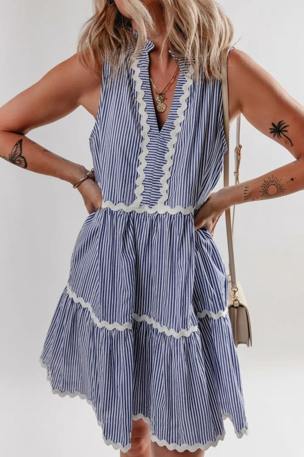Outlet Dear-Lover Sleeveless Notched V Neck Contrast Ric Rac Mini Dress Blue Stripe