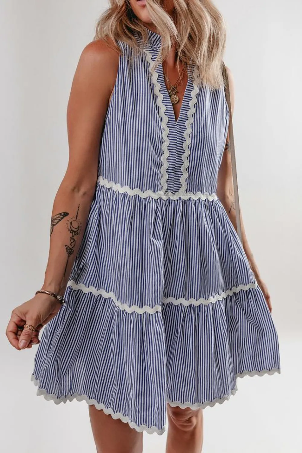 Outlet Dear-Lover Sleeveless Notched V Neck Contrast Ric Rac Mini Dress Blue Stripe