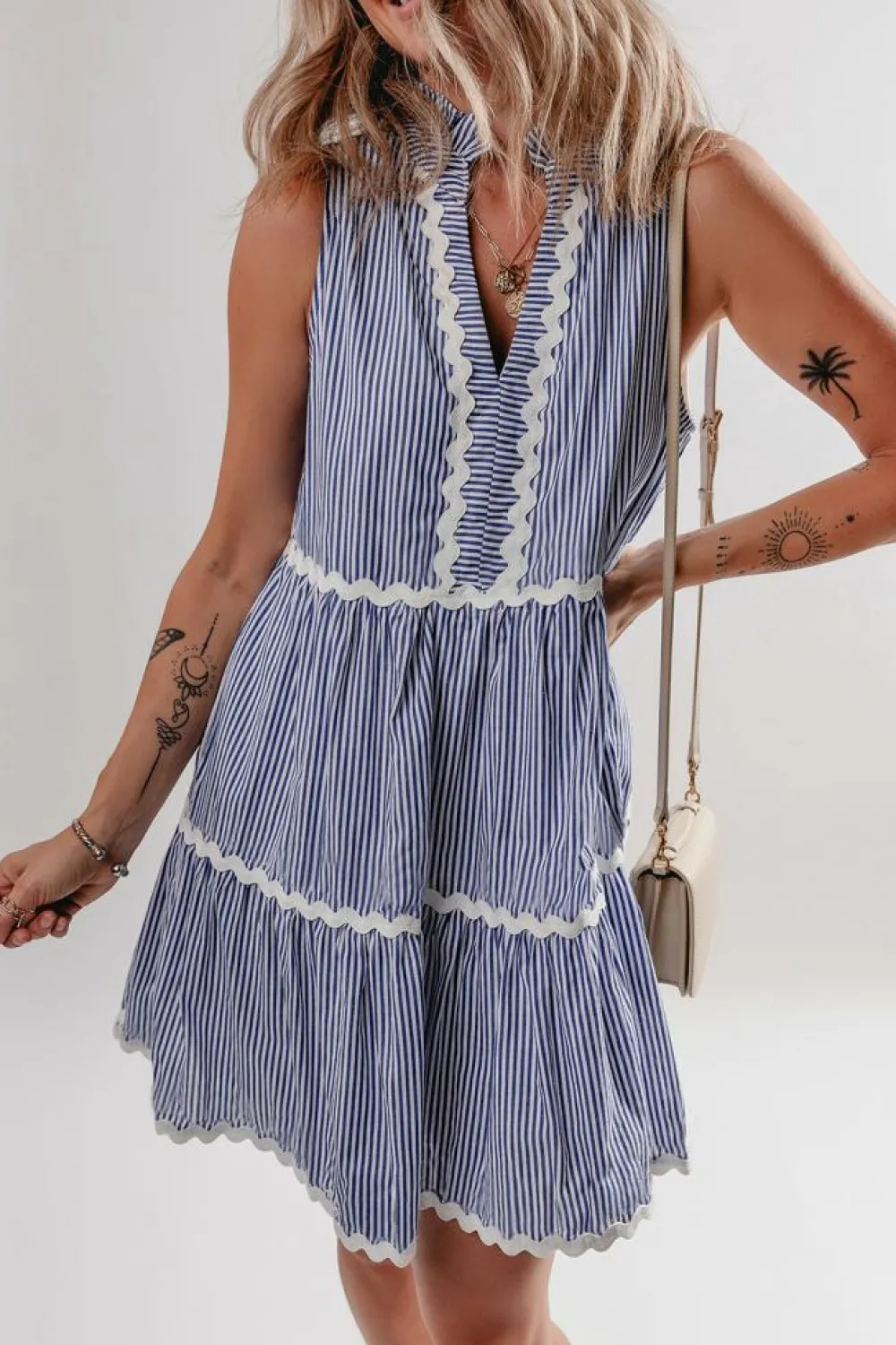Outlet Dear-Lover Sleeveless Notched V Neck Contrast Ric Rac Mini Dress Blue Stripe