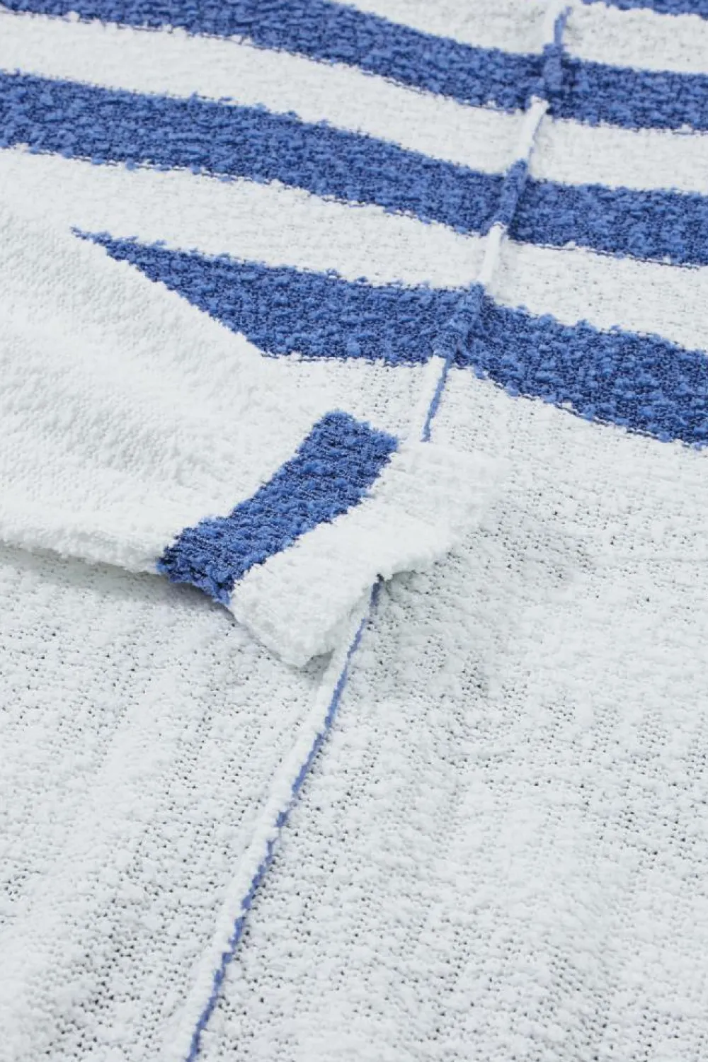 Best Dear-Lover V Neck Buttoned High Low Sweater Cardigan Blue Stripe
