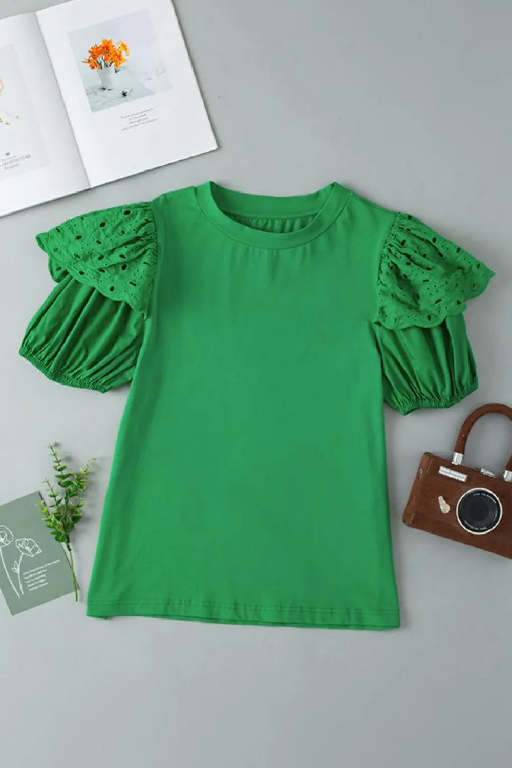 Discount Dear-Lover Anglaise Embroidered Puff Short Sleeve Top Bright Green