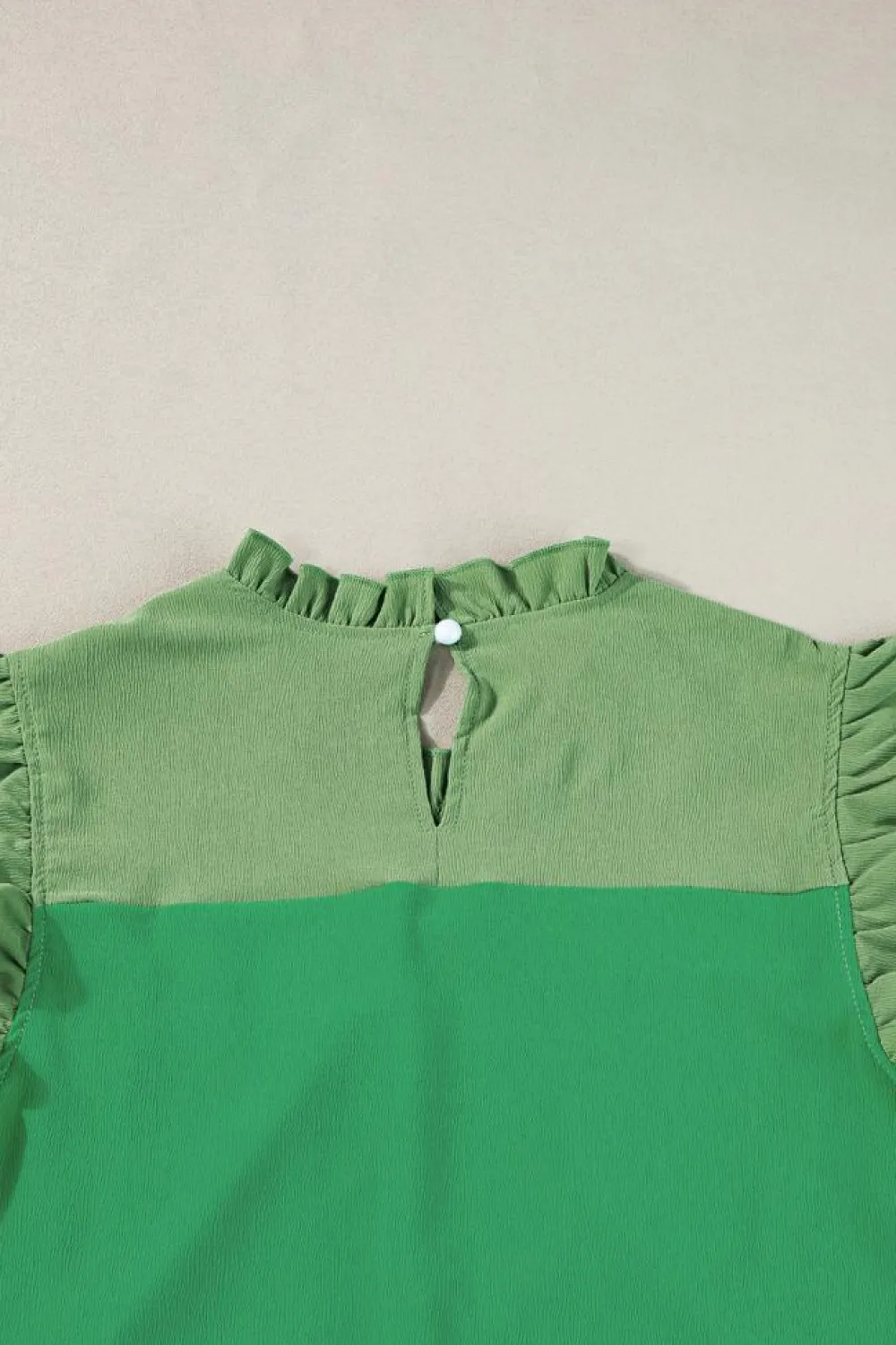Best Dear-Lover Two Tone Ruffled Flutter Sleeve Blouse Bright Green
