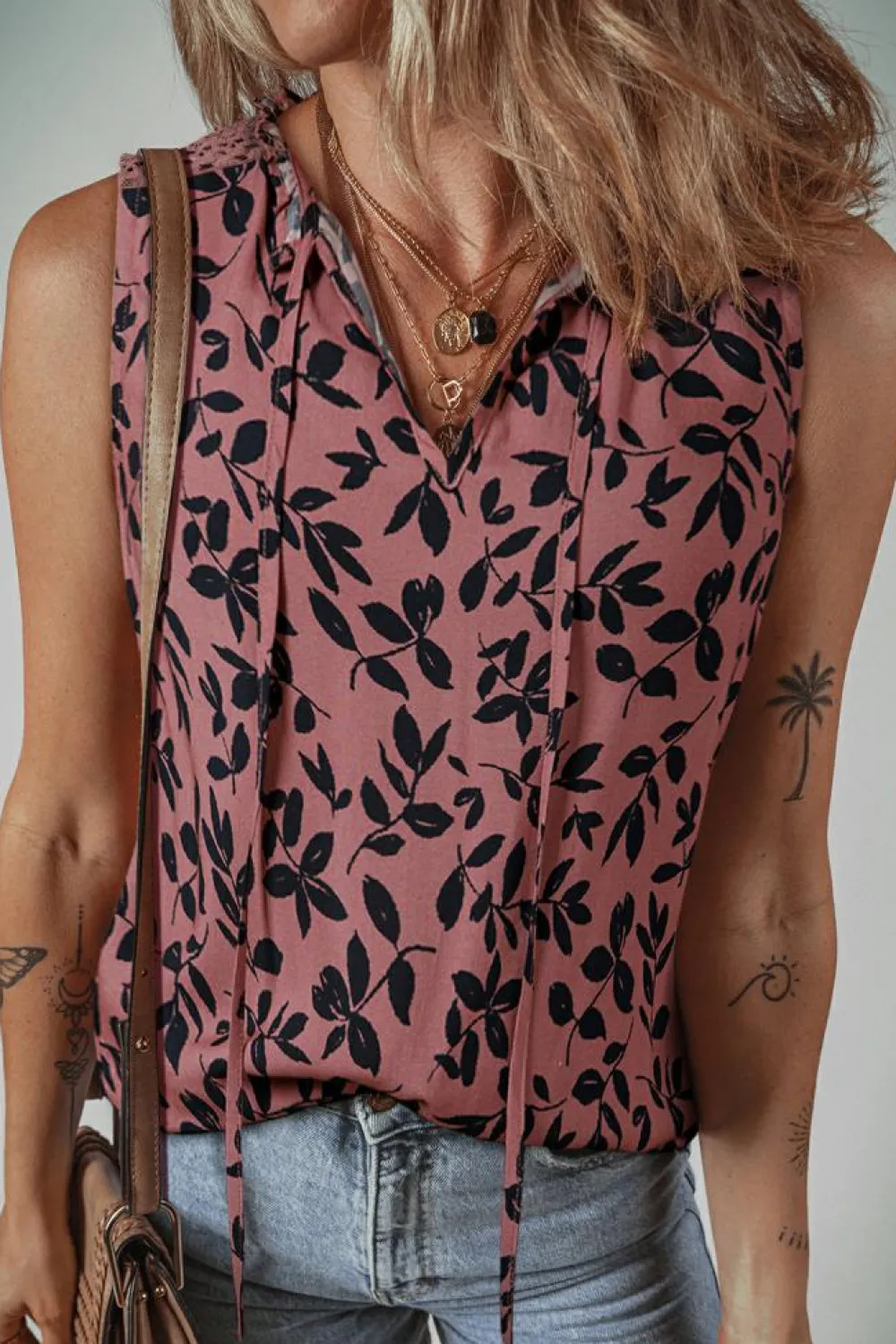 Best Dear-Lover Leaf Print Lace-up V Neck Crinckled Tank Top Brown