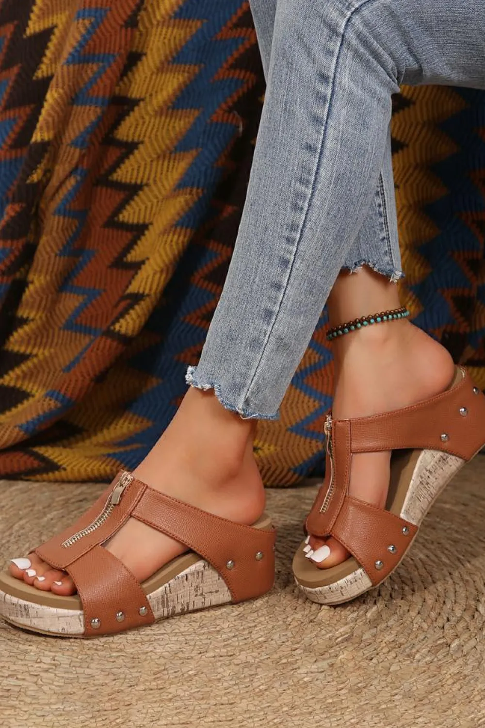 Hot Dear-Lover Hollow Out Zipped Studded Wedge Slippers Camel
