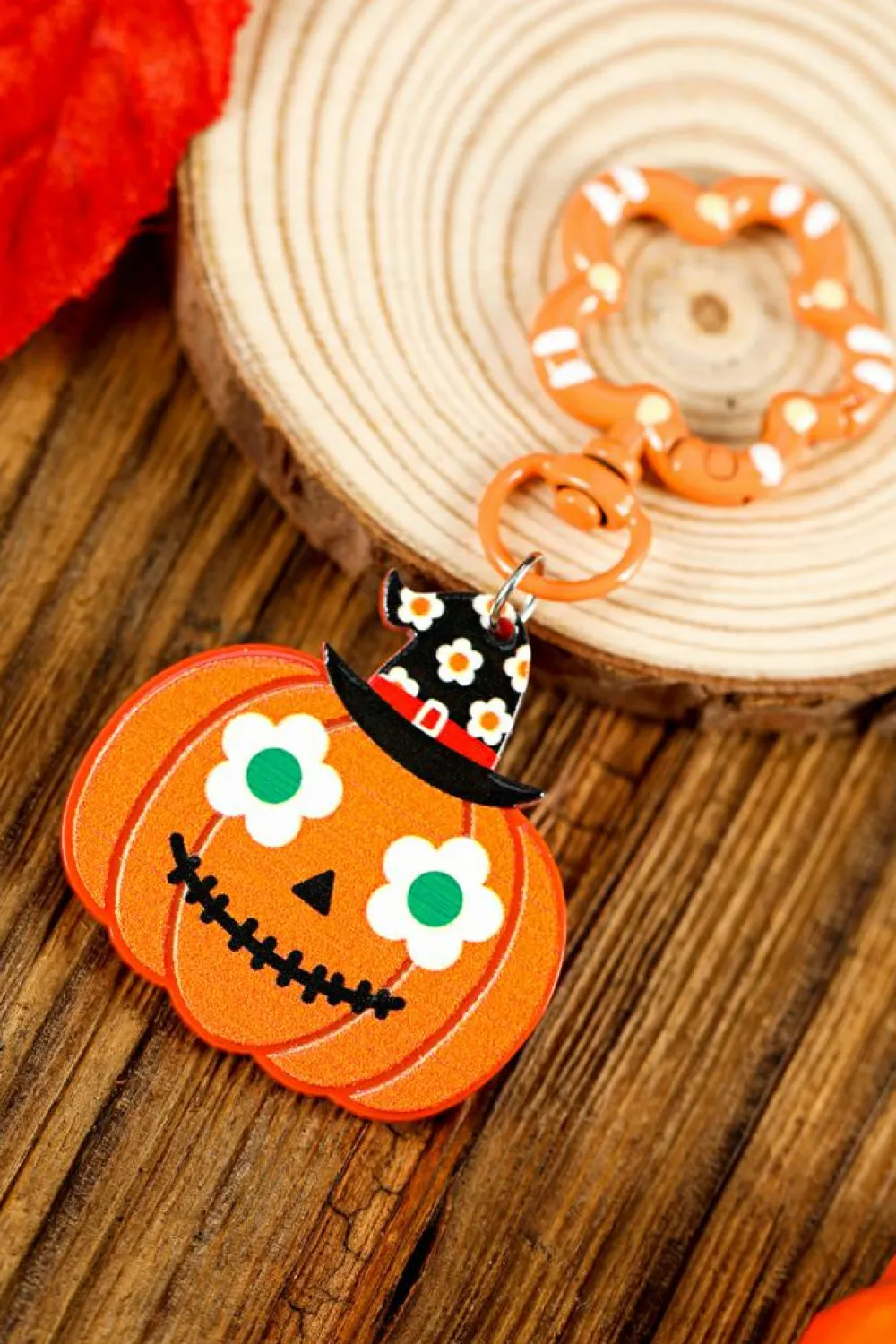 Fashion Dear-Lover Acrylic Witch Pumpkin Face Halloween Keychain Carrot