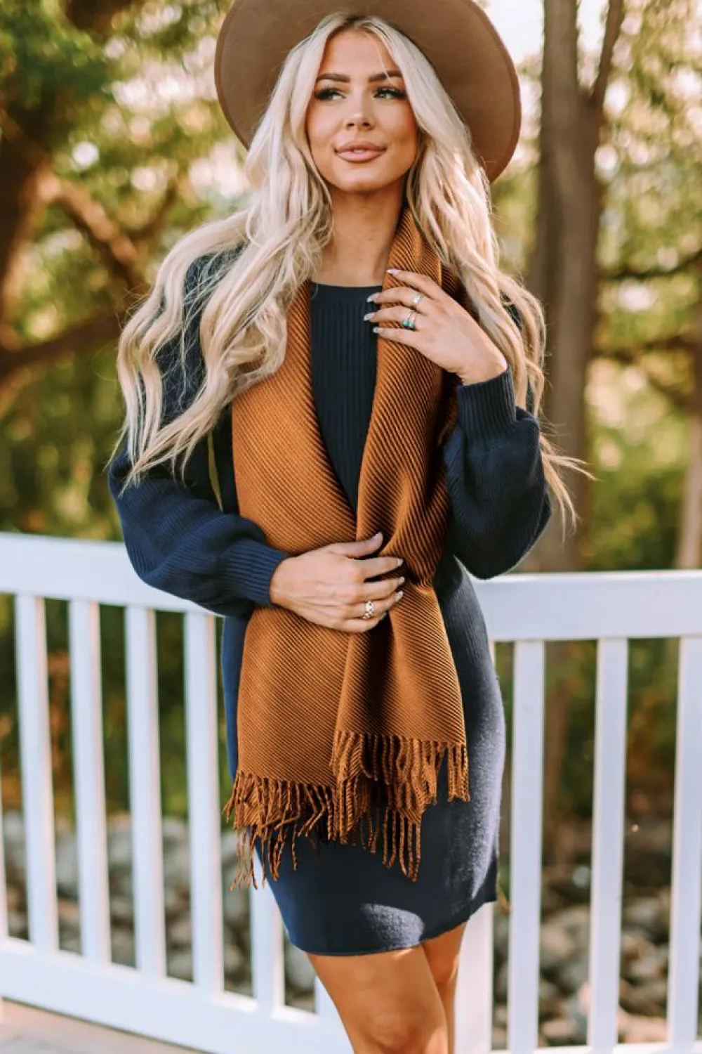 Hot Dear-Lover Bohemian Fringe Trim Textured Scarf Chestnut