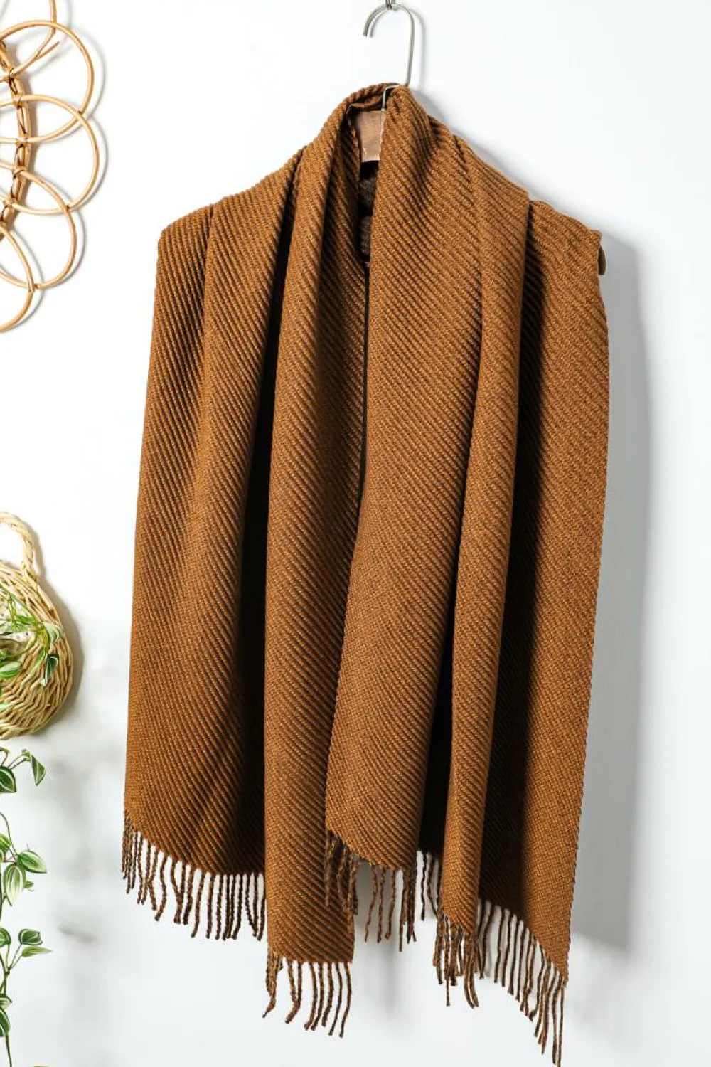 Hot Dear-Lover Bohemian Fringe Trim Textured Scarf Chestnut