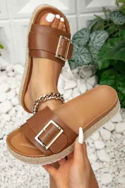 Fashion Dear-Lover Buckle Decor PU Leather Woven Wedge Slippers Chestnut