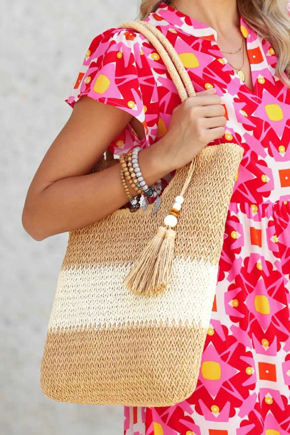 Best Dear-Lover Color Block Straw Woven Tassel Decor Tote Bag Chestnut