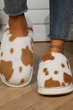 Best Dear-Lover Cow Spot Printed Plush Home Slippers Chestnut