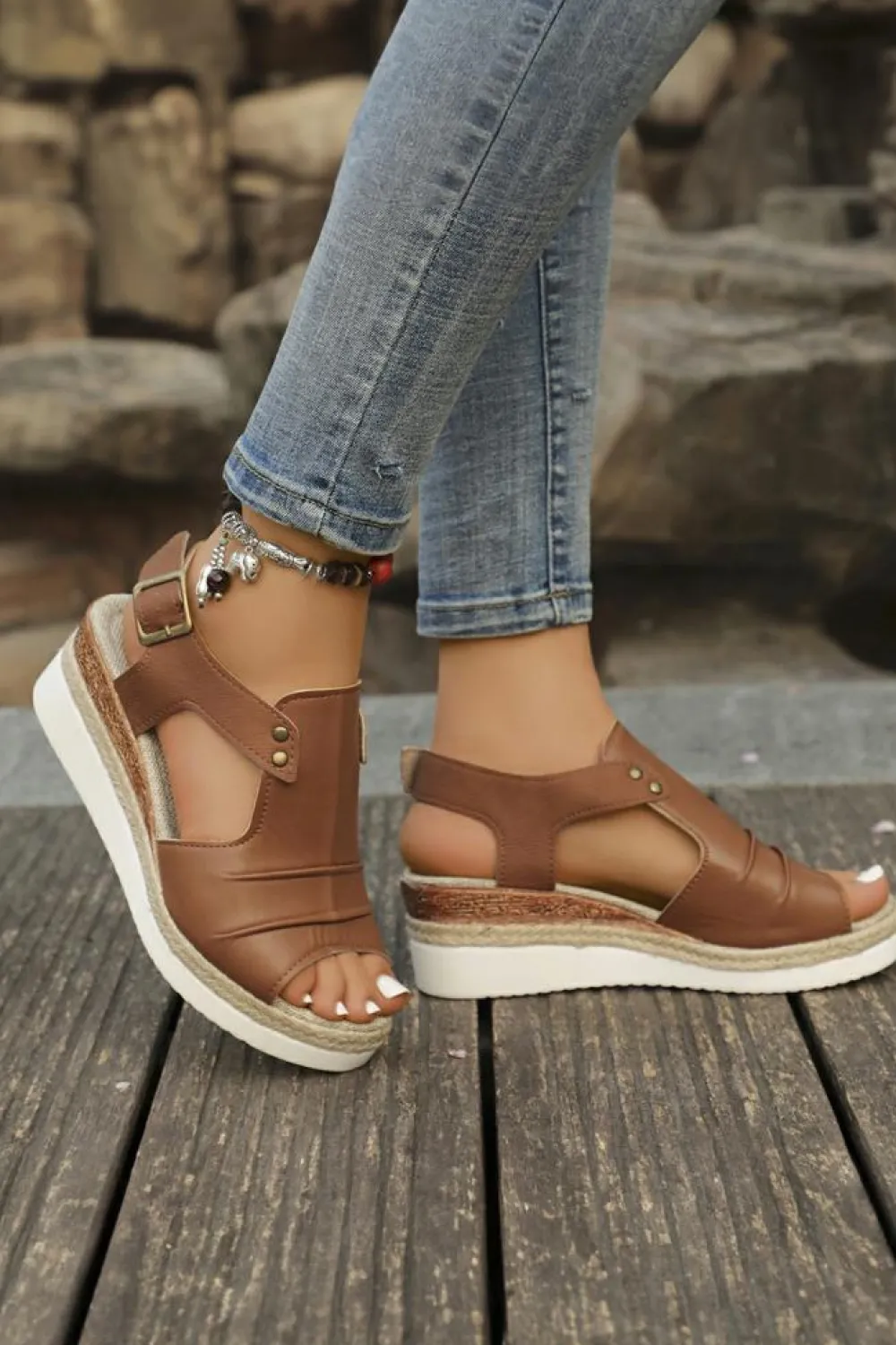 Discount Dear-Lover Pleated Leather Cut Out Wedge Sandals Chestnut