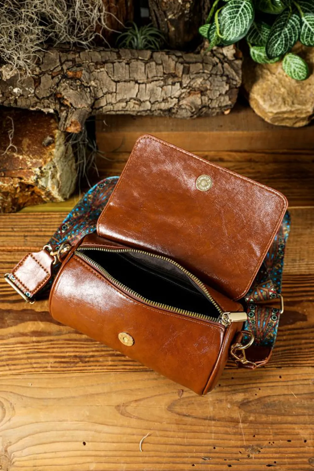 Best Dear-Lover PU Leather Flap Shoulder Bag with Retro Print Wide Strap Chestnut