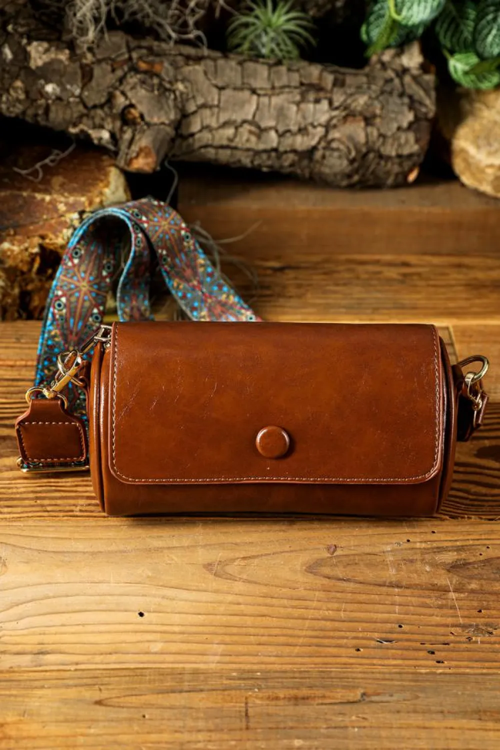 Best Dear-Lover PU Leather Flap Shoulder Bag with Retro Print Wide Strap Chestnut