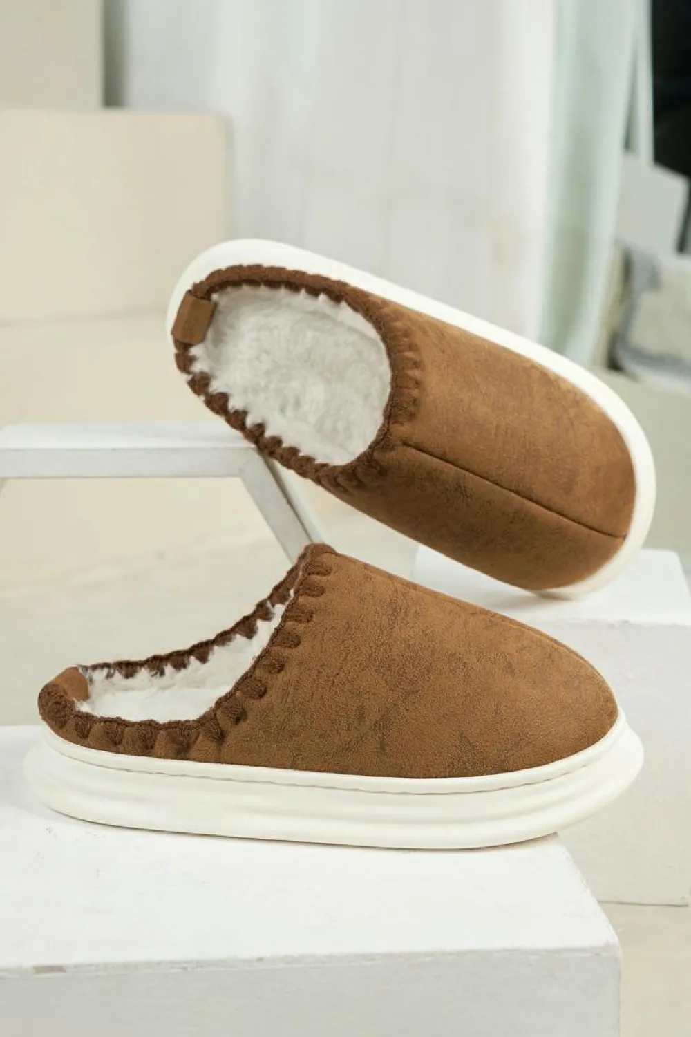 Online Dear-Lover Thick Sole Plush Lined Home Slippers Chestnut