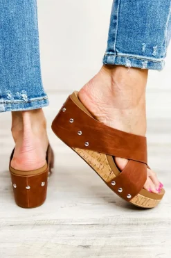Fashion Dear-Lover Toe Ring Cross Cutout Studded Wedge Slippers Chestnut