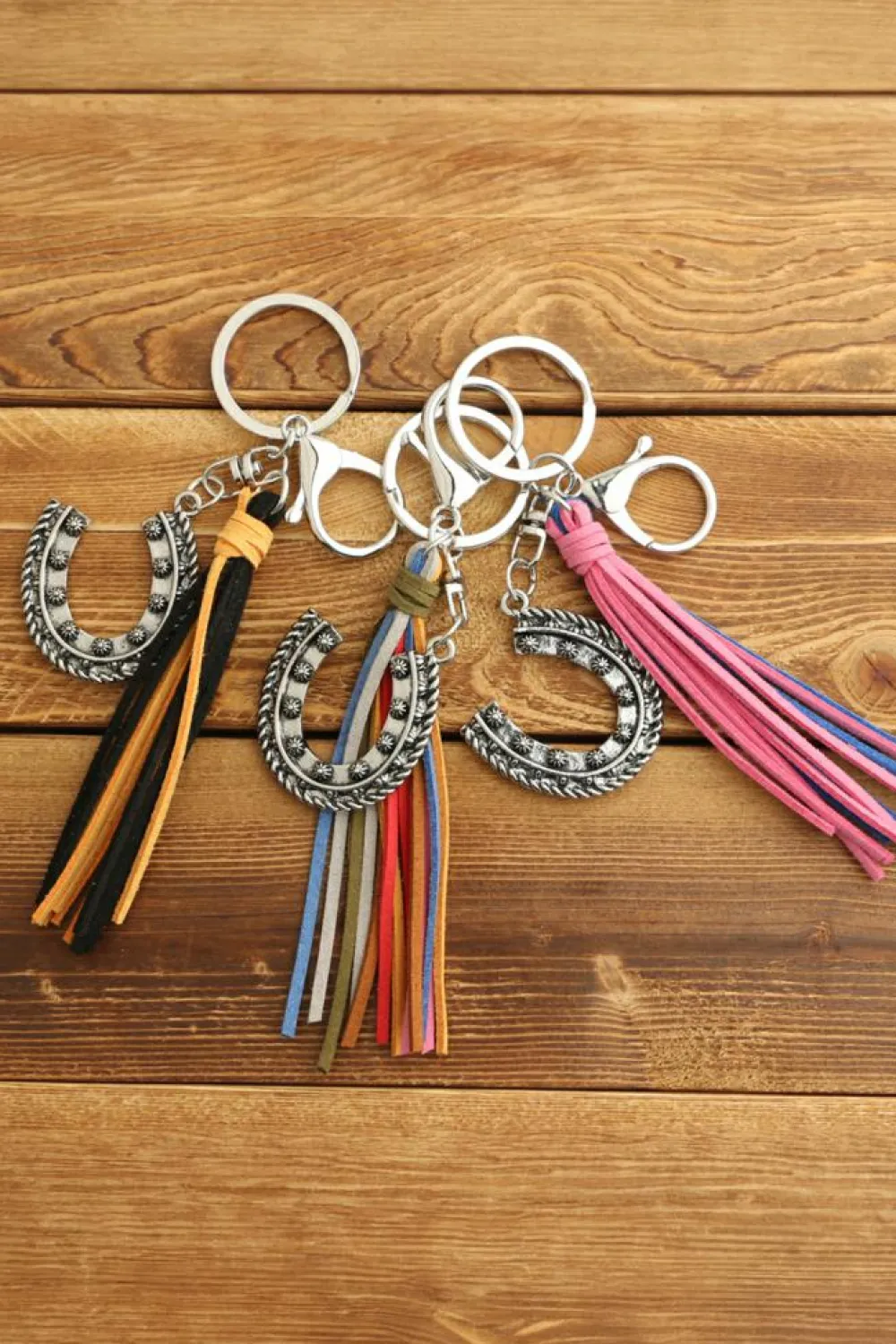 Hot Dear-Lover Western Horseshoe Iron Tasseled Key Chain Chestnut