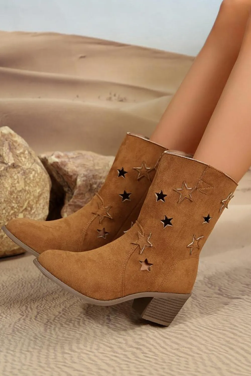 Sale Dear-Lover Western Star Decor Suede Chunky Heel Boots Chestnut
