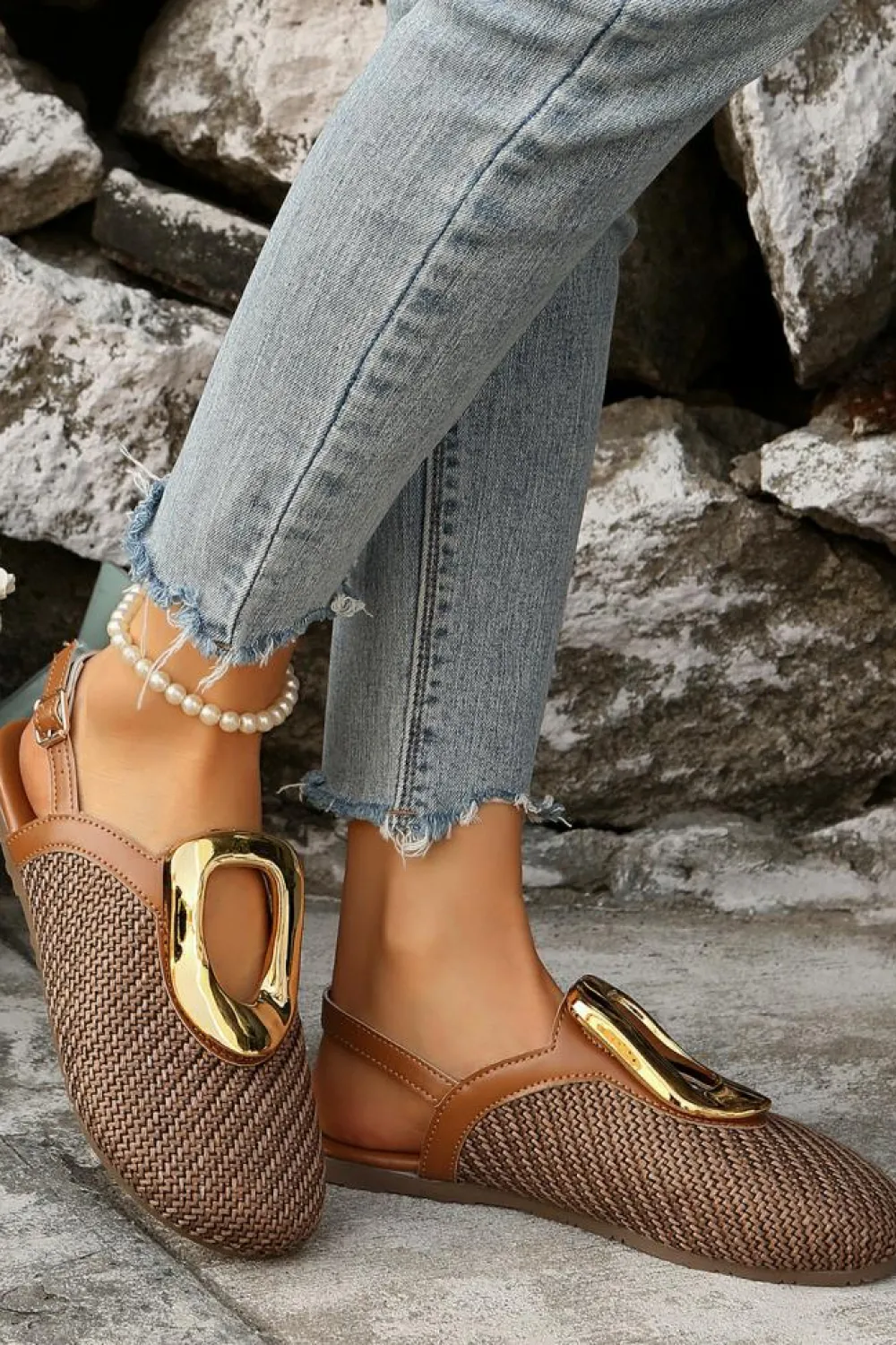 Discount Dear-Lover Buckle Decor Woven Close Toe Flat Sandals Coffee
