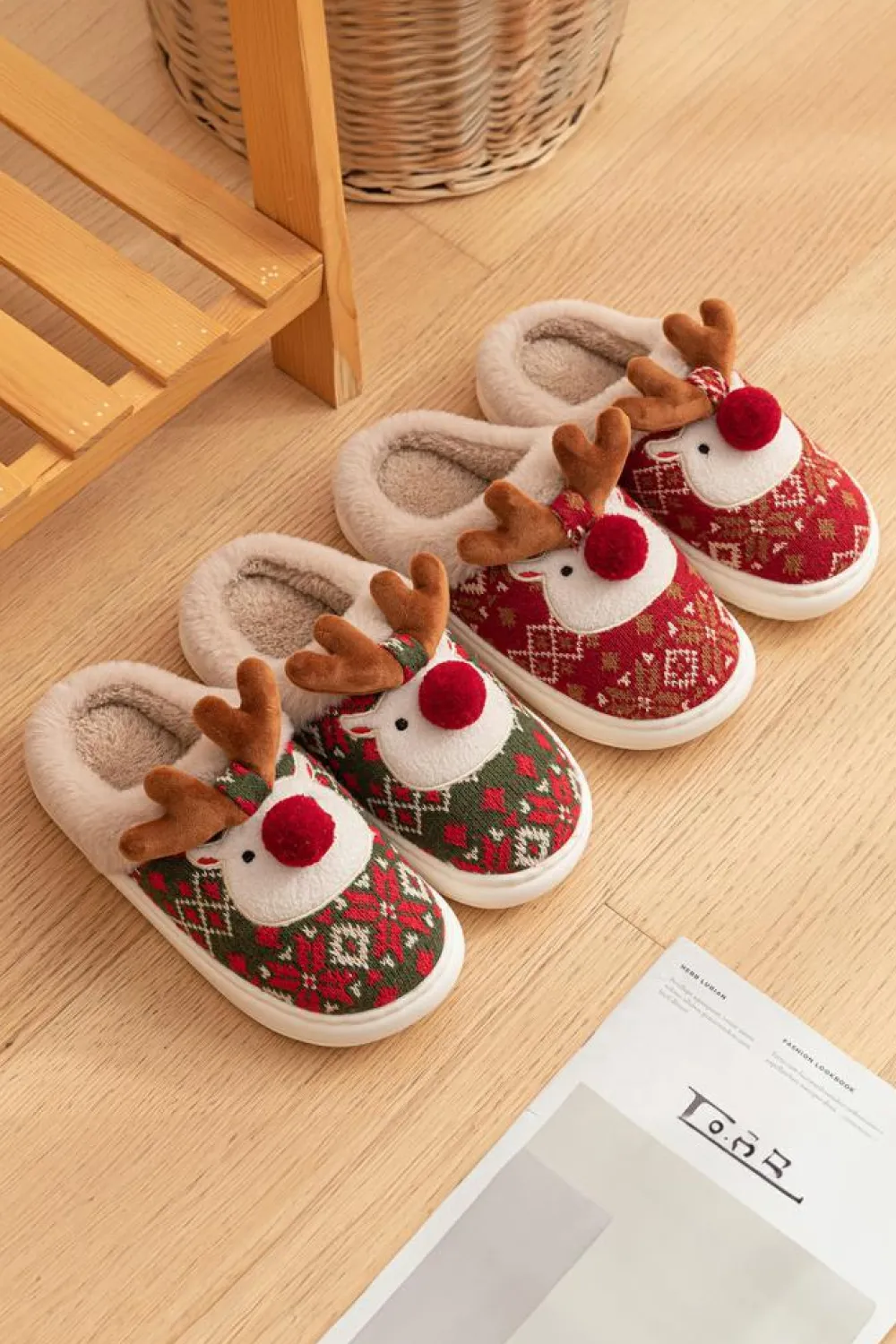 Discount Dear-Lover Christmas Cartoon Reindeer Plush Home Slippers Dark Green