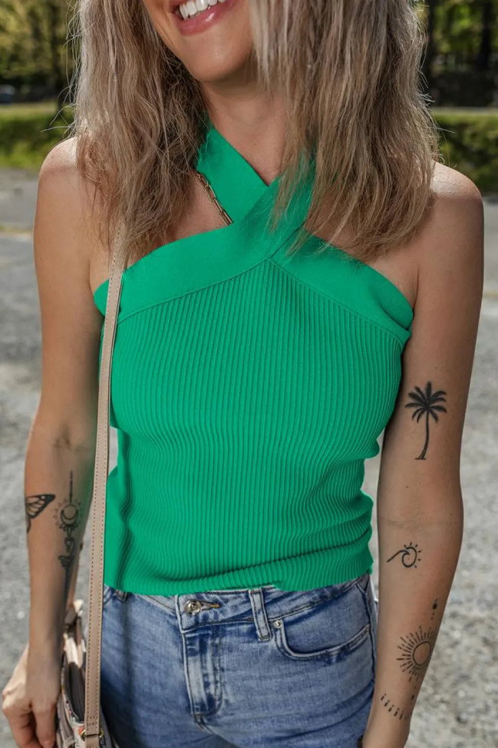 Discount Dear-Lover Ribbed Criss Cross Halter Neck Sheath Sweater Tank Top Dark Green