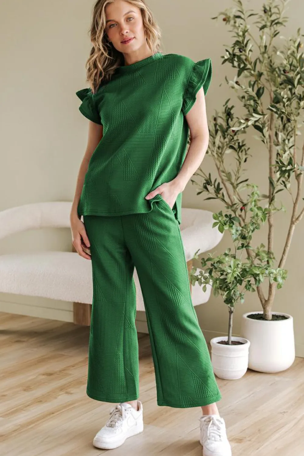 Online Dear-Lover Ruffled Sleeve Summer Top and Cropped Loose Pants Set Dark Green