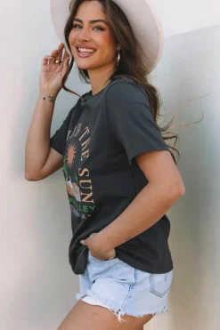 Fashion Dear-Lover RISE WITH THE SUN Western Fashion Graphic Tee Dark Grey