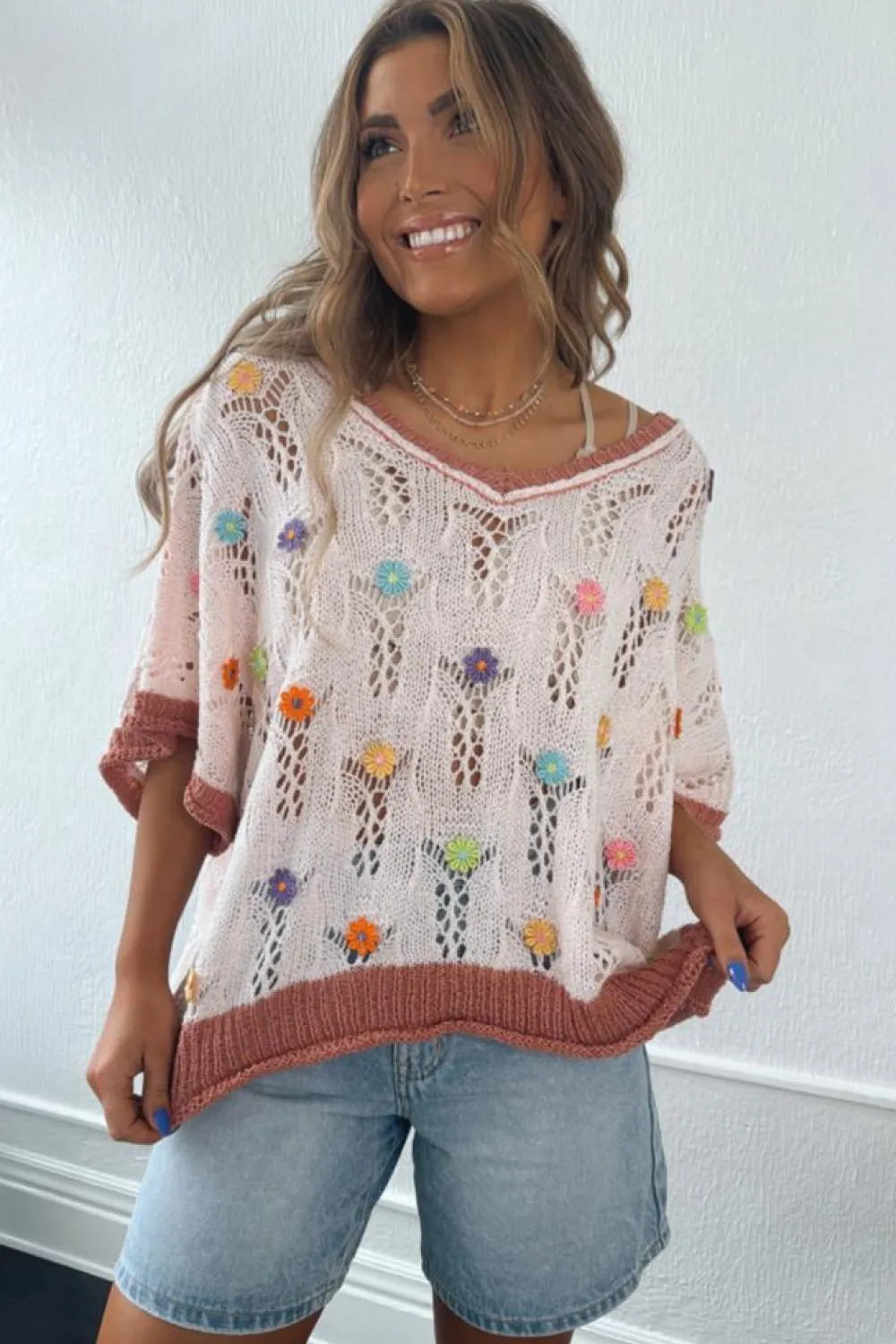 Online Dear-Lover Embroidered Flowers Colorblock Edge Hollowed Sweater Delicacy