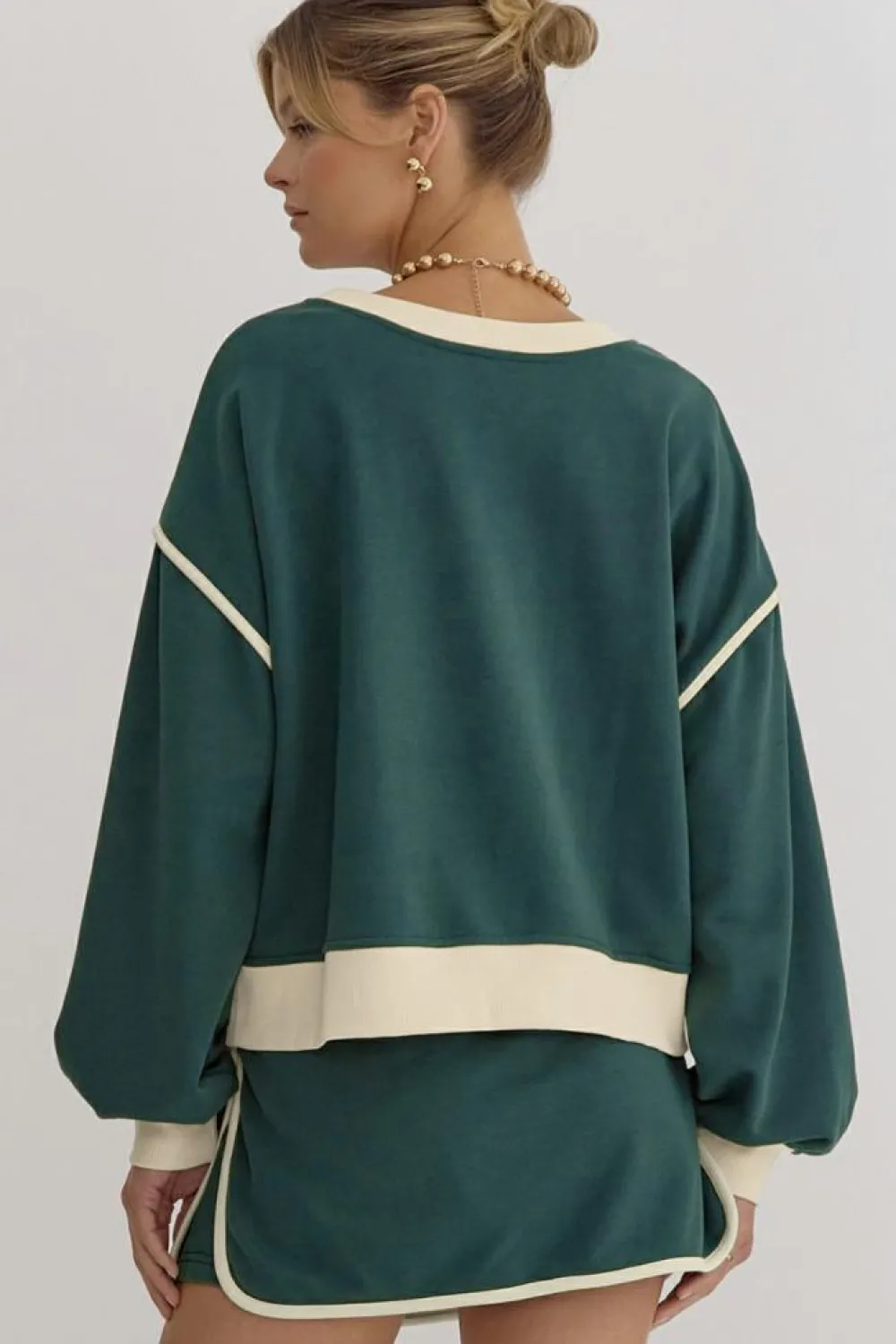 Clearance Dear-Lover Color Contrast Loose Pullover and Lace-up Waist Skort Set Evergreen