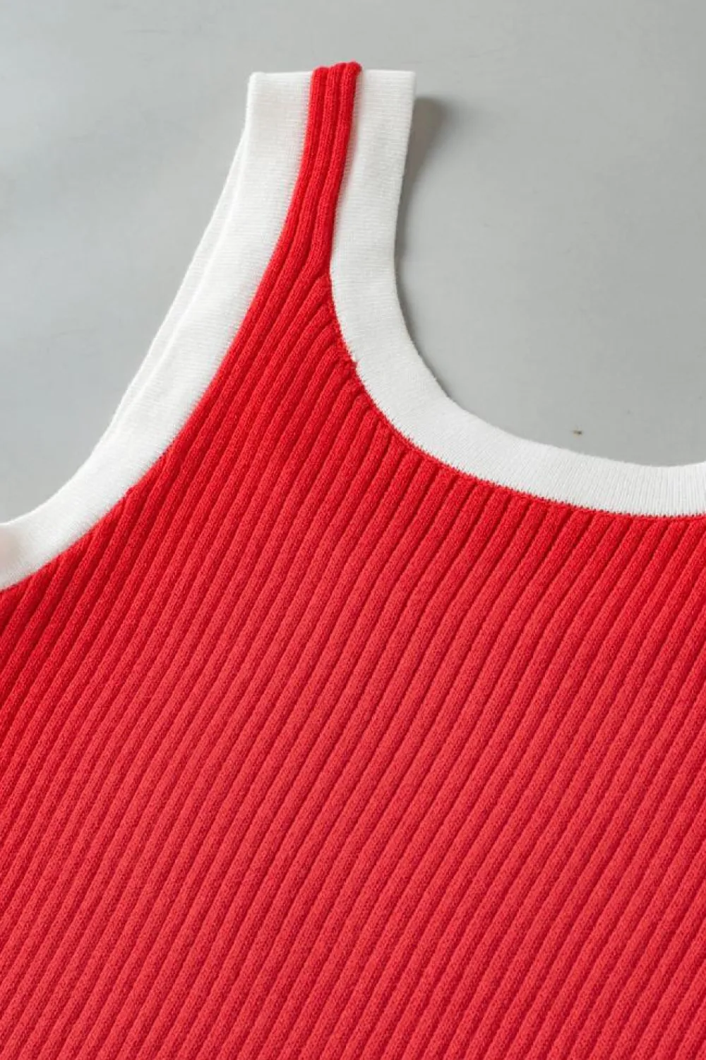 Discount Dear-Lover Colorblock Edge Ribbed Knit U Neck Tank Top Fiery Red