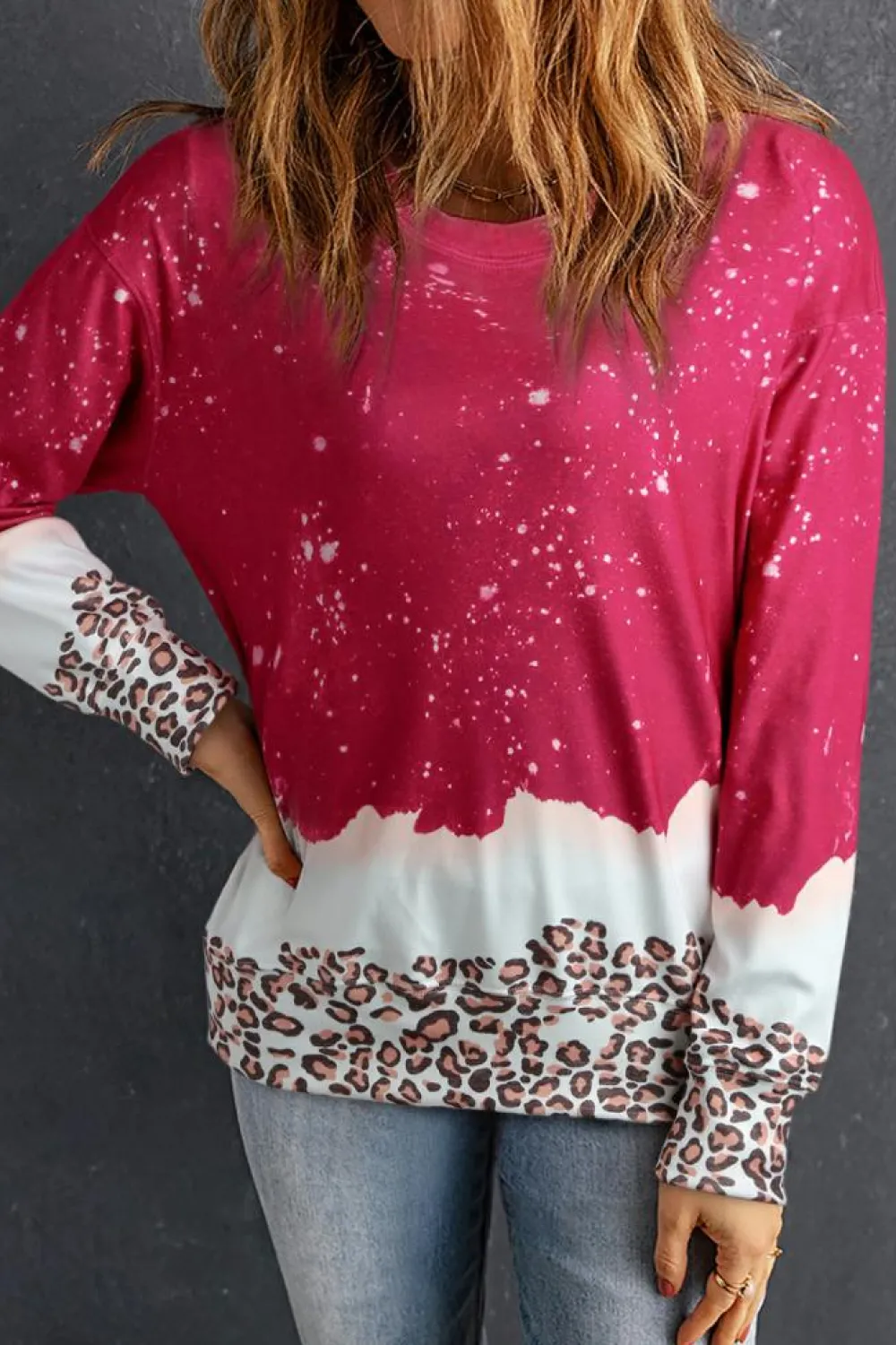 Clearance Dear-Lover Leopard Bleached Pullover Sweatshirt Fiery Red