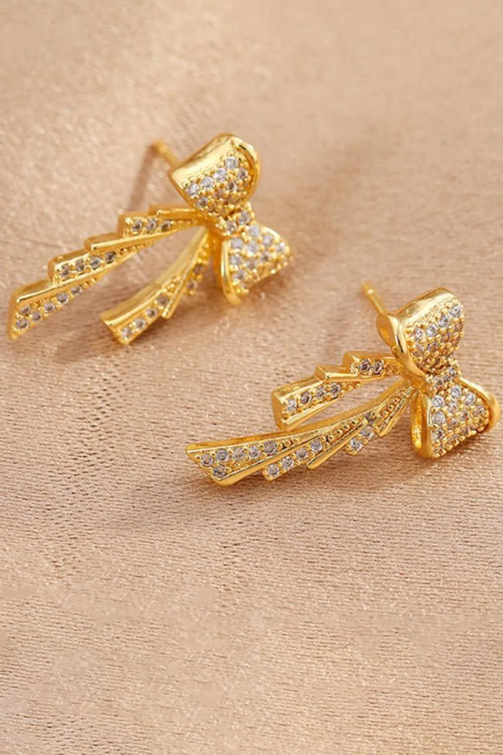 Clearance Dear-Lover Rhinestone Bow Knot Plated Stud Earrings Gold