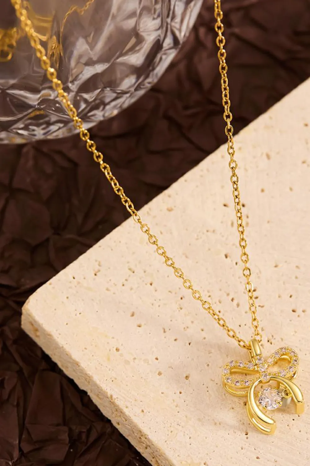 Hot Dear-Lover Rhinestone Bow Knot Pendant Plated Alloy Necklace Gold