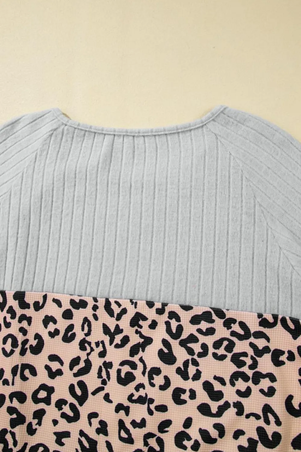 New Dear-Lover Cheetah Textured Patchwork Buttoned Round Neck T Shirt Gray