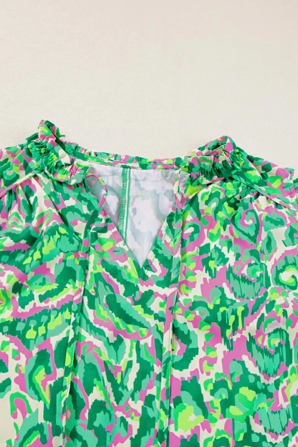 Clearance Dear-Lover Abstract Print Ruffled Trim Tied Split Neck Tank Top Green