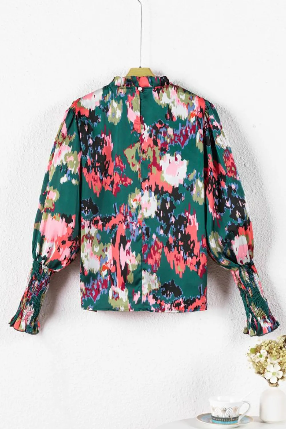 Hot Dear-Lover Abstract Print Smocked Cuffs Frilled Neck Blouse Green