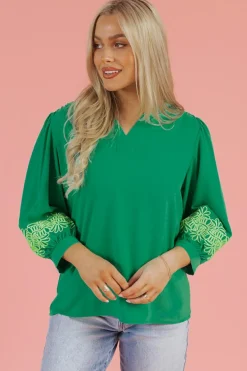 Fashion Dear-Lover Contrast Floral Embroidered 3/4 Sleeve Notched V Neck Elegant Blouse Green