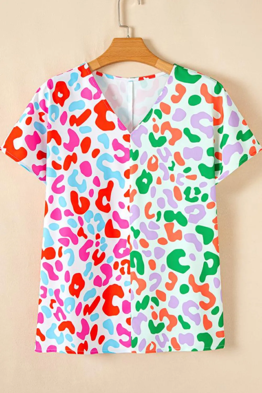 Discount Dear-Lover Contrast Leopard Print V Neck Short Sleeve Blouse Green