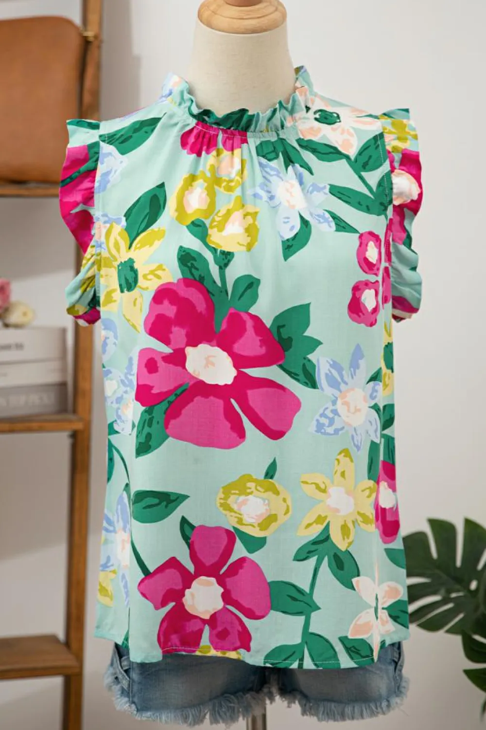 Hot Dear-Lover Floral Print Ruffle Trim Tank Top Green
