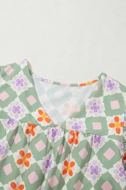 Sale Dear-Lover Geometric Floral Print Layered Flutter Sleeve V Neck Ric Rac Trim Blouse Green