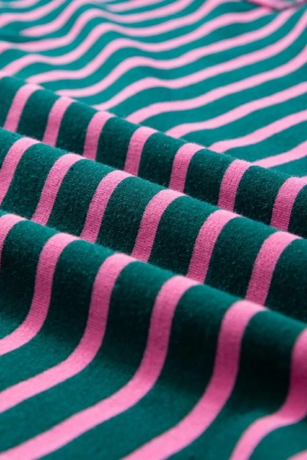 New Dear-Lover Oversized Contrast Trim Exposed Seam High Low T Shirt Green Stripe